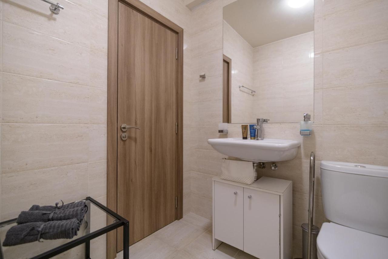 Мarelis Luxe Port Apartment Varna Exterior foto